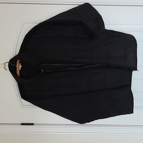 POL Jackets & Blazers - POL The Everyday Quilted Bomber Jacket size L